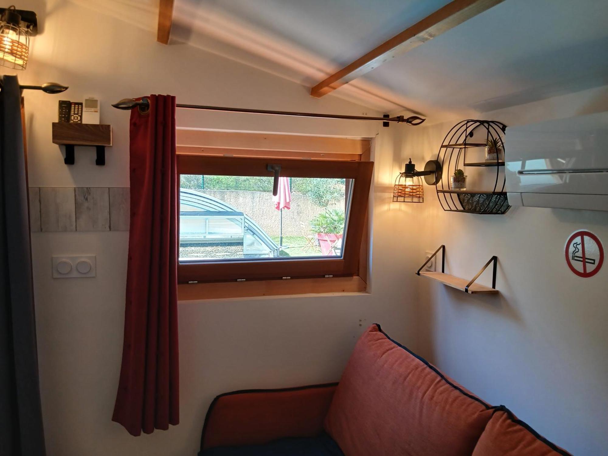 Chalet Charmant Avec Piscine Mercuer Екстер'єр фото